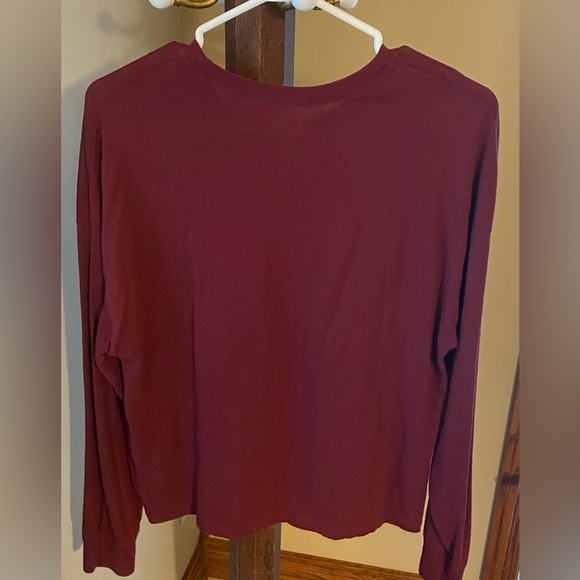 Hollister Long-Sleeve Logo Graphic Tee - Picture 2 of 3